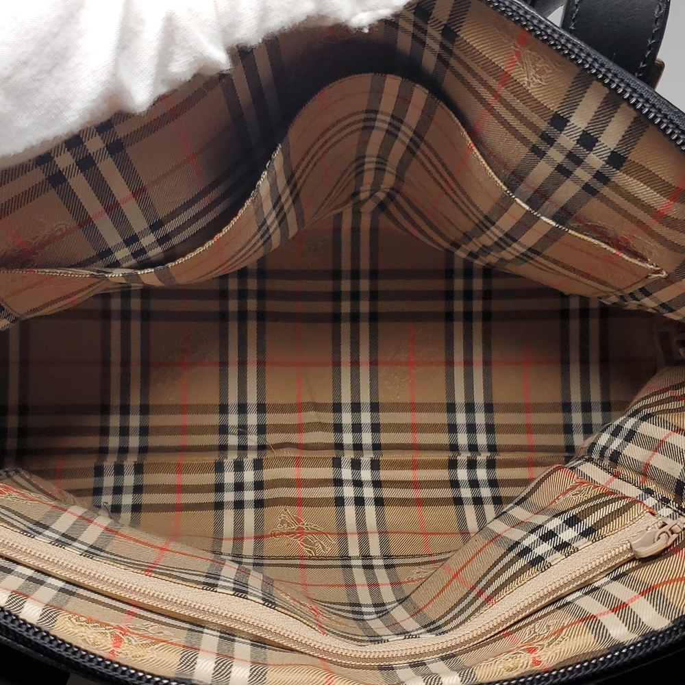 Authentic Vintage Burberry Plaid Interior Handbag With COA - Picture 11 of 15